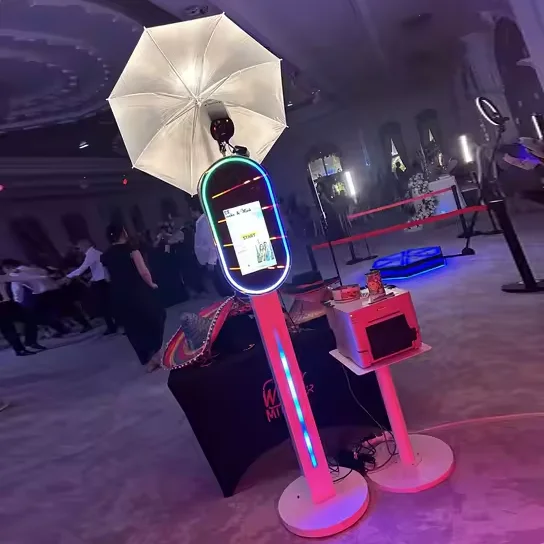 360 Photo Booth vs Mirror Photo Booth: Complete Comparison
